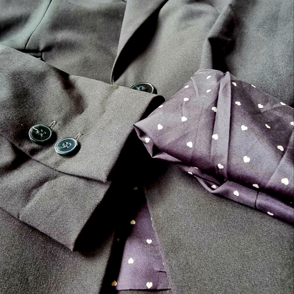 Dalia Single Breasted Heart Lined Black Blazer Jacket - Picture 5 of 12